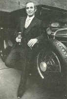Capone5.jpg (4304 bytes)