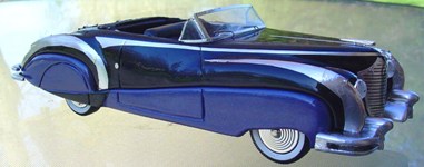1948 Cadillac Saoutchik 013.jpg (17937 bytes)